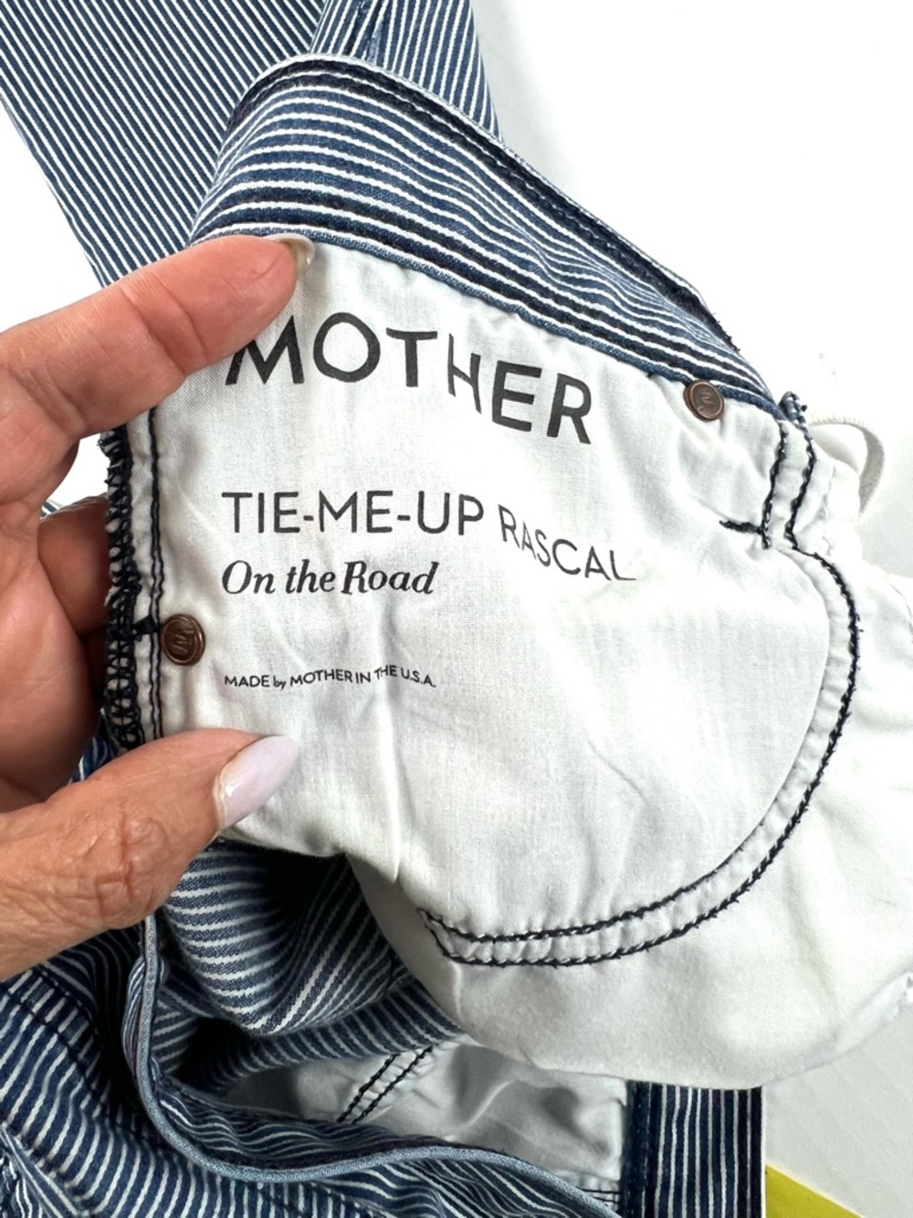 MOTHER Tie Me--Up Rascal Pinstripe Cropped Jeans - Picture 13 of 16
